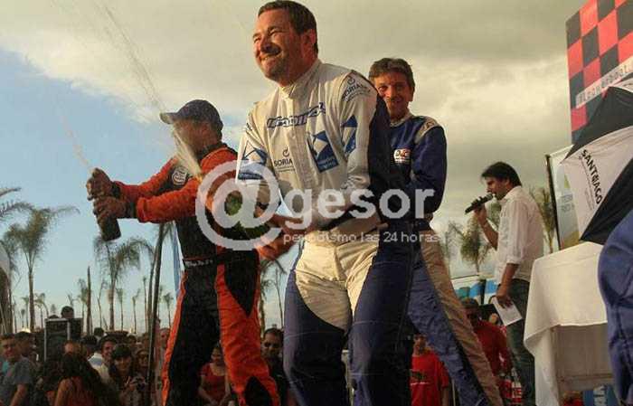Guillermo Rostán comienza a ganarse un lugar en el veloz mundo de la categoría más importante de la motonáutica sudamericana.