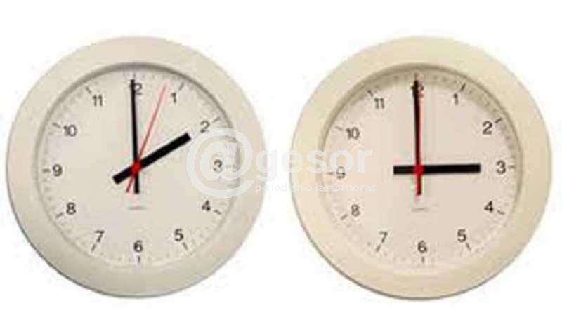 Este domingo 5 de octubre, los relojes se adelantan una hora. La modificación comienza a regir a las 2 de la madrugada.
