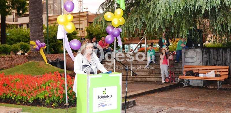 Se cumplió este lunes actividad en plaza Independencia organizado por instituciones involucradas, mañana continuará con una marcha.