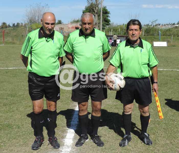 En el 2015 Júpiter Cáceres no volverá a arbitrar. Permanecerá vinculado al deporte, no obstante, pero dirigiendo únicamente partidos de fútbol infantil y futsal.
