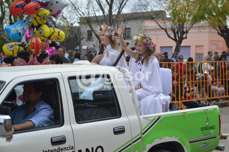 Si bien el Desfile Diurno tuvo bastante serio para poder retomar su marcha, nada opacó esa brillantez y calidad con la que anualmente la fiesta recibe miles y miles de uruguayos