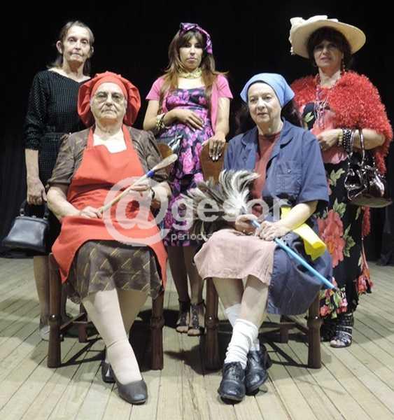 Este sábado en Teatro Artigas, de Cardona, el Grupo de Teatro Cardona y Taller Municipal de Teatro pondrán en escena “Mujeres en Oferta”. Será a partir de las 20 horas.