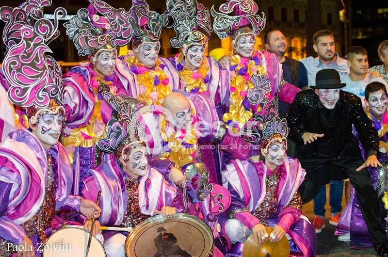 La murga montevideana se presentará en la Manzana 20 el sábado 12 de marzo. Ese día actuarán también La Timbera y Sale con Fritas.