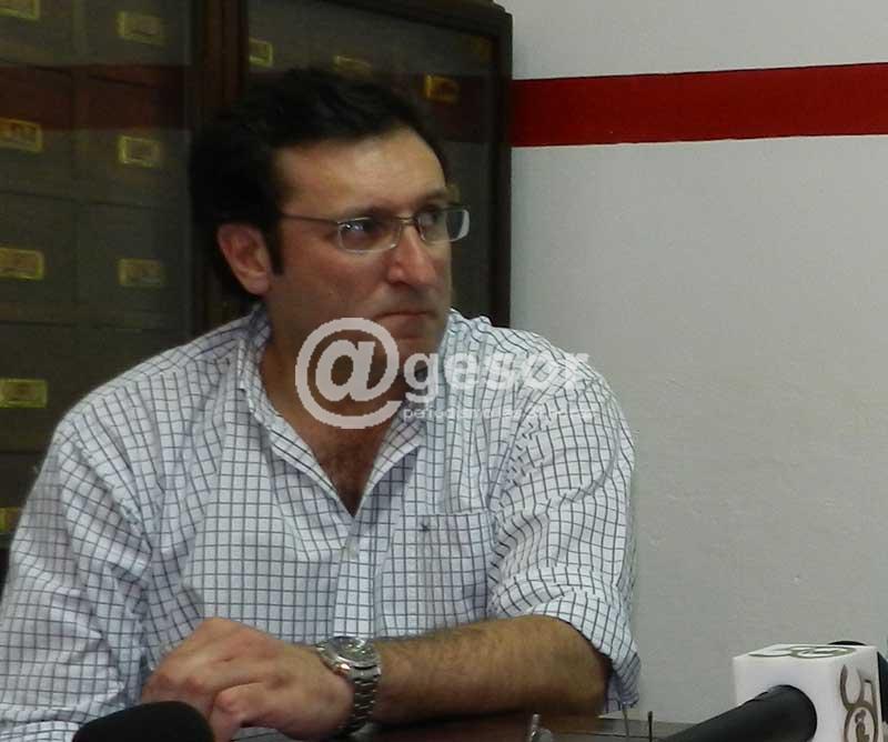 El diputado José Amy del Partido Colorado respondió a las acusaciones de plagio que le realizó su par nacionalista, Gonzalo Novales, enviando a @gesor los dos proyectos presentados