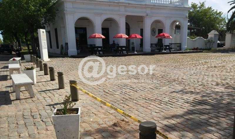 Personal de la Junta Local de Villa Soriano ejecutó una serie de trabajos en los alrededores de la primera estación fluvial del país.