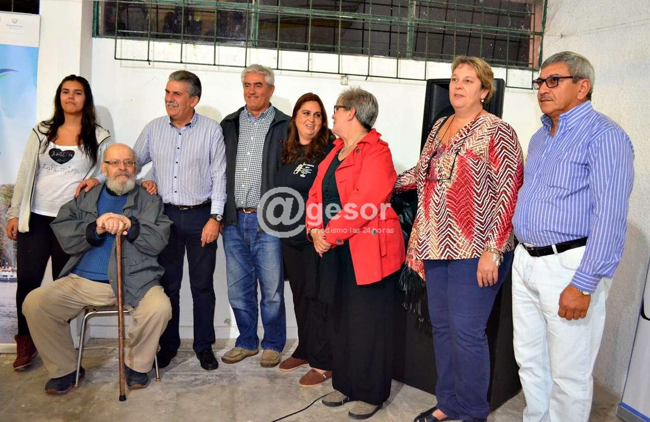  “Este  encuentro  no  se  da  en Montevideo, que   en  Uruguay  eso  es casi un  milagro”, resaltó  el prof. Alfredo Torres   en la   inauguración  del  12°  encuentro  internacional de  escultores.