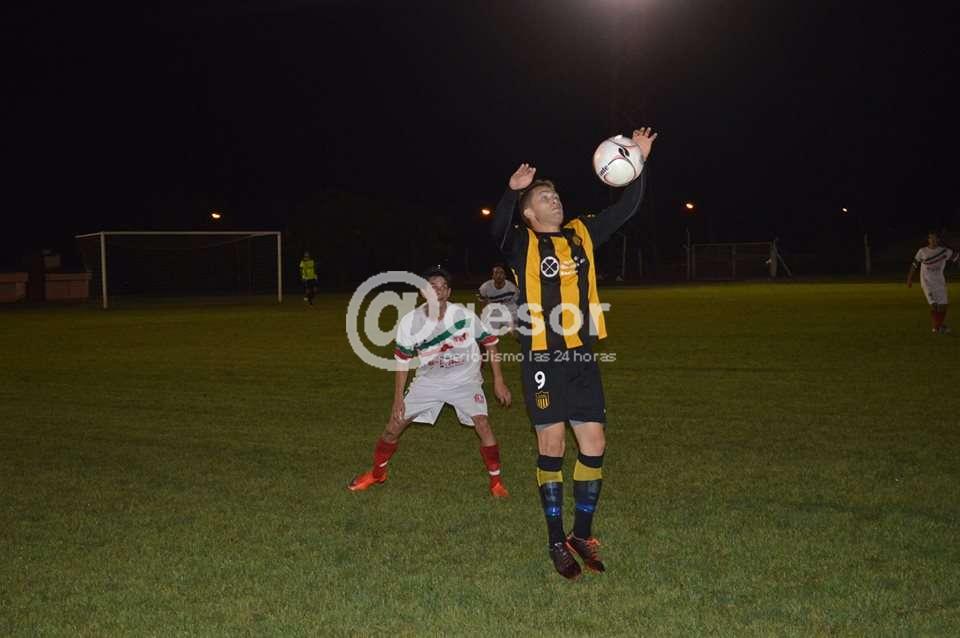 Le ganó a Peñarol por 3 a 2 en un buen segundo tiempo.