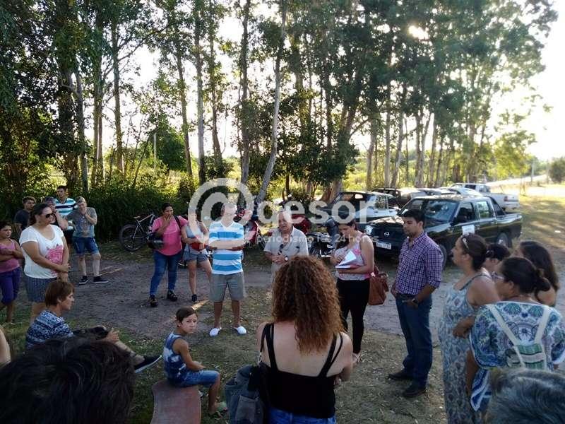 Tal es el caso de los chicos que viven en la zona de paraje Pense, quienes a diario viajan a Mercedes para cursar estudios en liceos y centros de UTU de la ciudad.