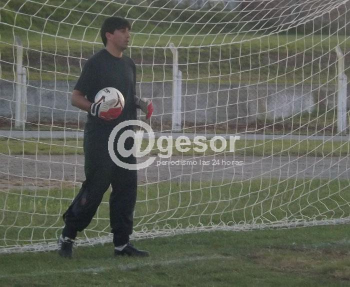 El equipo que conduce Daniel Solari volvió a examinar a Mercedes.