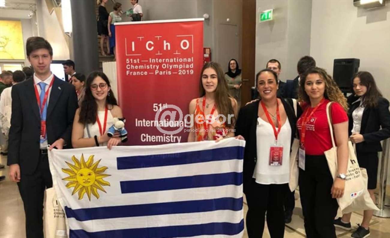La estudiante María Elena Vuan del Liceo N° 1 de Mercedes representará a Uruguay en la Olimpiada Iberoamericana de Química, que se llevará a cabo del 7 al 15 de setiembre en Portugal.
