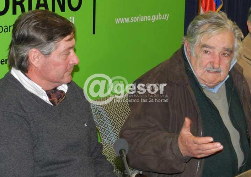 Mujica llamó a Besozzi y lo apoyó, acordando reunirse mañana