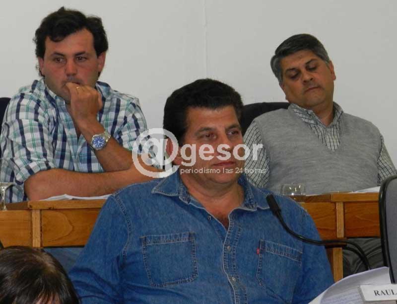 Raúl Bruno culpó al alcalde y concejal de Nueva Palmira por hacer política en Soriano, a ediles que marcaron a sus pares para que los insultaran y a quienes querían venderle sus campos a Cereoil