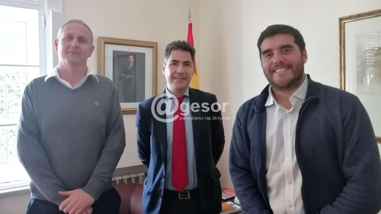 Responsables de la Dirección de Cultura se reunieron en Montevideo con el agregado cultural de la Embajada de España.