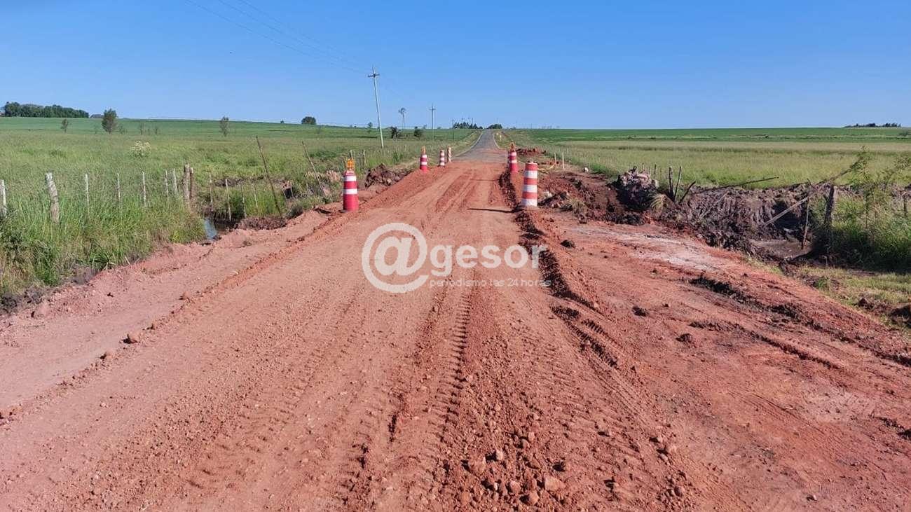 El departamento de Obras de la Intendencia de Soriano dejó habilitado al tránsito vehicular el camino “Roque P. Gil” de acceso a Sacachispas.