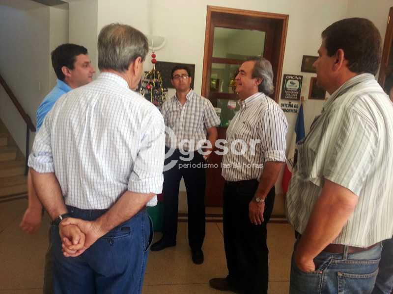 En ese sentido, el precandidato nacionalista Jorge Larrañaga dio a conocer su posición sobre distintos puntos en diálogo con directivos del Centro Comercial e Industrial de Soriano.