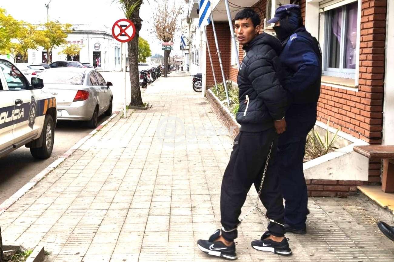 Cinco mayores marcharon a la cárcel, un mayor con libertad a prueba y el adolescente con libertad asistida; las se fijaron entre 3 años y 6 meses y los 8 meses las menores