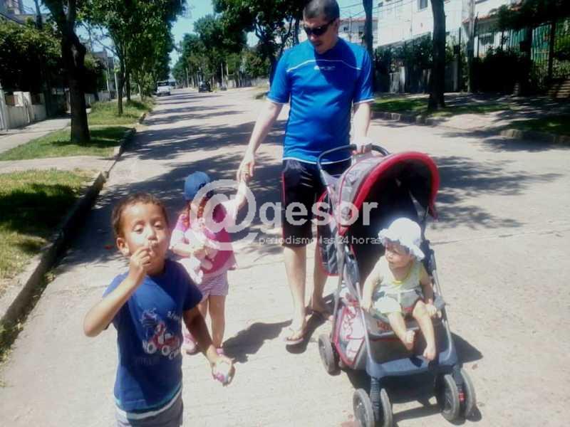 Funcionario policial Hugo González, mercedario radicado en Montevideo salvó la vida de señora en un incendio en el que murieron otras dos personas mayores